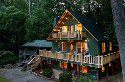 Chimney Rock Ski Chalet | Chimney Rock Chalet Near Lake Lure!