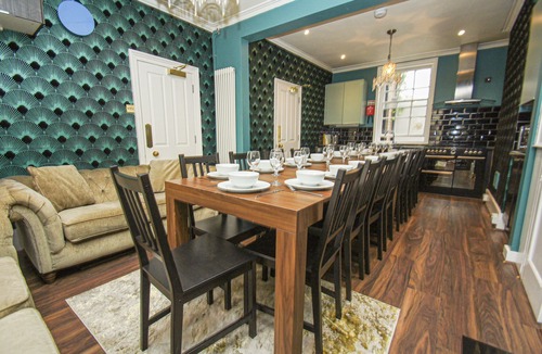 Brighton City Centre House | Chocolate Box Central by Brighton Holiday Lets