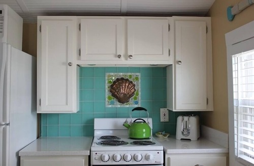 Nags Head Cottage | Circa 1953 beach cottage.this is 'old school' beach at it's best!
