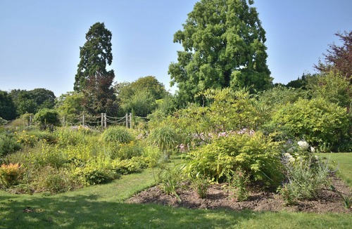 Chichester Apartment | City Centre Chichester Apartment, Peaceful Chichester Retreat, Sleeps 2