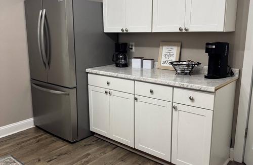 Wilmington House | City Charm and Coastal Relaxation in Wilmington. Early Check-In/Late Check-out!