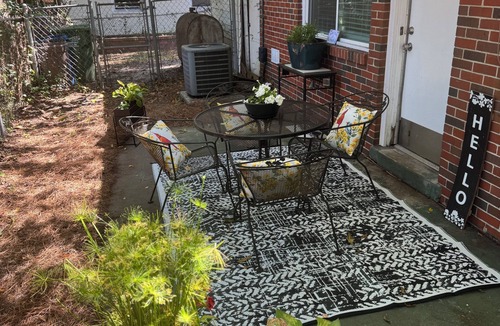 Wilmington House | City Charm and Coastal Relaxation in Wilmington. Early Check-In/Late Check-out!