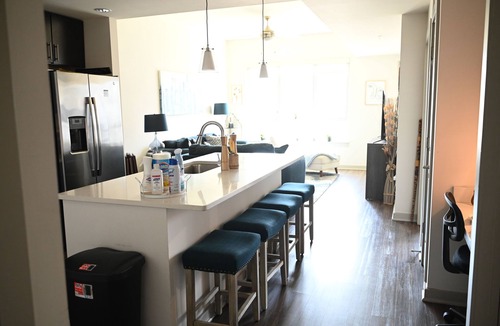 Third Ward Condo | City Living, beautiful views, fine dining and local entertainment.