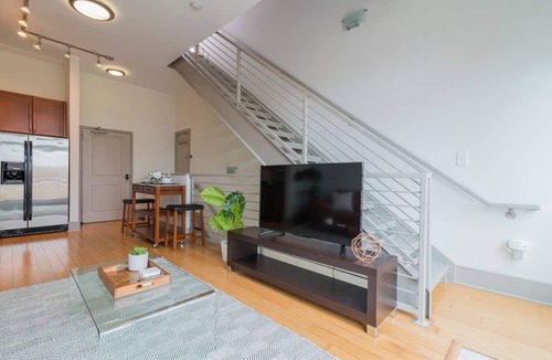 Dilworth Apartment | City views in the heart of Dilworth & South End/Fast Wifi/Spectrum tv,