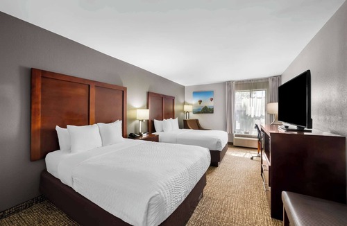Apex Hotel | Clarion Pointe Apex – Holly Springs
