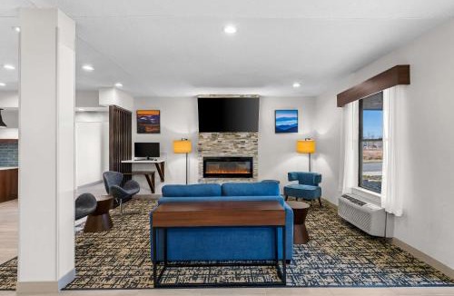 Archdale Hotel | Clarion Pointe I-85 High Point - Archdale