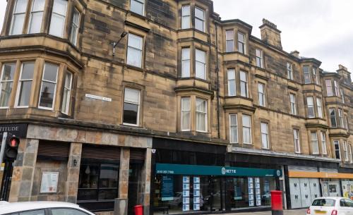 Morningside Apartment | Classic Edinburgh Flat in the heart of Morningside