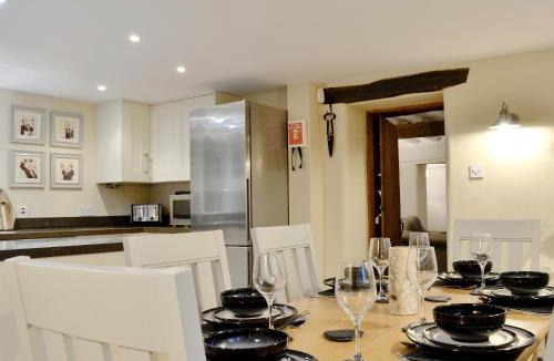 Llanrhychwyn House | Clawdd Gwyn