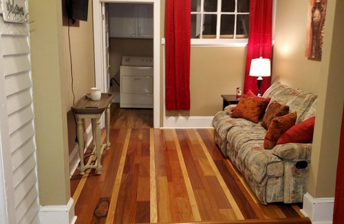 Greenville House | Clean, updated townhouse near ECU, Vidant & Uptown