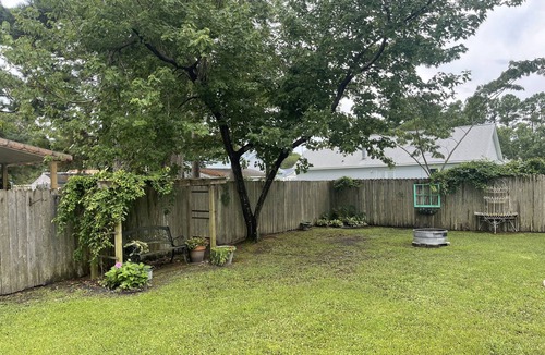 Piney Green House | Close to base and many attractions and restaurants