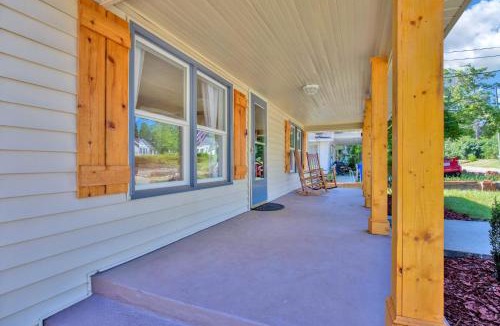 Terry Sanford House | Close to Downtown & Fort Bragg- The Precious Pearl