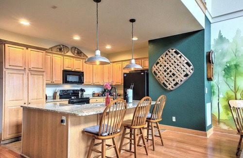 Wolf Laurel House | Cloud Dancer | Mars Hill Mountain Home Near Hatley Pointe Ski Resort