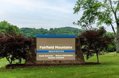 Lake Lure Condo | Club Wyndham Resort at Fairfield Mountains, North Carolina, 2 Bedroom Deluxe Suite