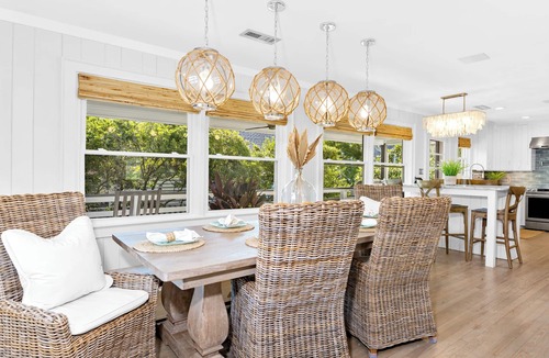 Wrightsville Beach Cottage | Coastal Charm. LOVED by Guests! Eight Upper Level