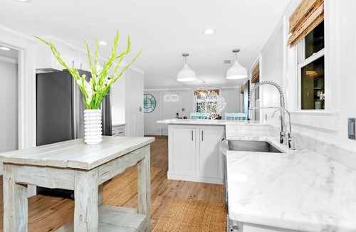 Wrightsville Beach Cottage | Coastal Charm. LOVED by Guests! Eight East Whole House