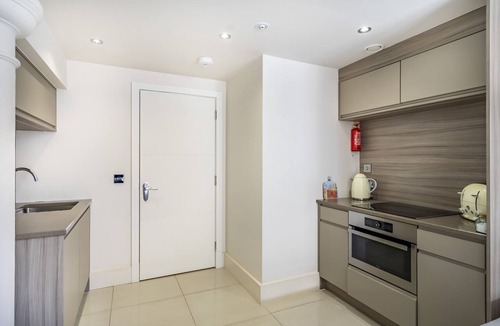 York Apartment | Cocoa Suites 35 - York city centre studio (with parking) - sleeps 3
