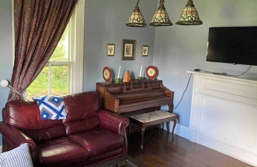 North Wilkesboro House | Colonial house in downtown N Wilkesboro NC with fireplace