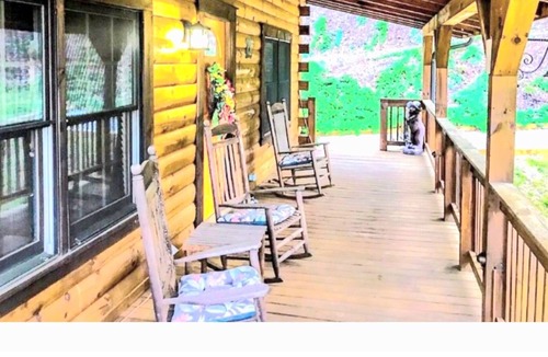 Valdese Cabin | Come relax at Red Turkey Run!!