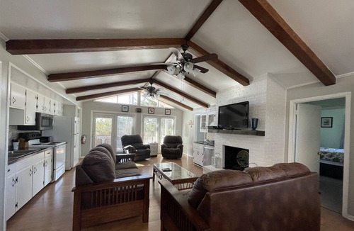 Hatteras Cottage | Come stay at Wild N Wonderful and Enjoy the Indoor Pool!