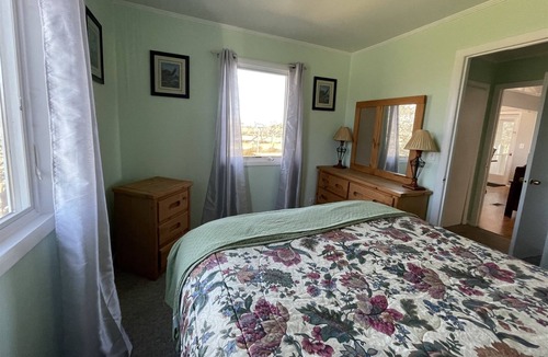 Hatteras Cottage | Come stay at Wild N Wonderful and Enjoy the Indoor Pool!