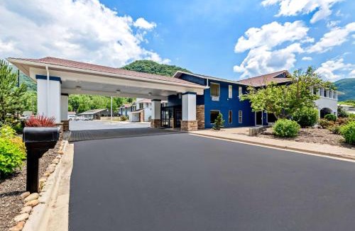 Maggie Valley Hotel | Comfort Inn near Great Smoky Mountain National Park