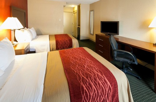 Barium Springs Hotel | Comfort Inn & Suites Statesville - Mooresville