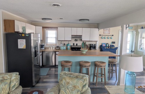 Kitty Hawk Cottage | Comfortable and clean beach cottage convenient access to the beach.