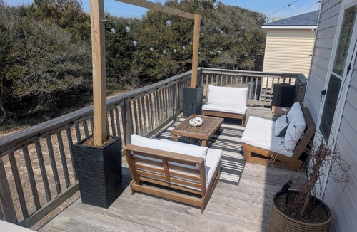 Kitty Hawk Cottage | Comfortable and clean beach cottage convenient access to the beach.