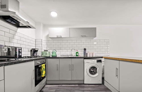 Belluton House | Comfortable Bristol 2BD Home