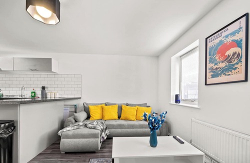 Belluton House | Comfortable Bristol 2BD Home