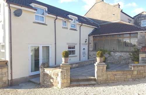 High Littleton House | Comfortable & Homely