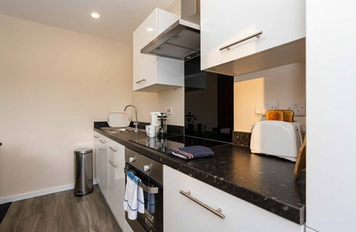 Salford Apartment | Comfortable Modern Apartment in Manchester