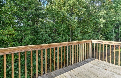 Royal Pines House | Comfortable South Asheville Townhome W/Hot Tub