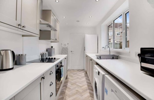 Hetton-le-Hole House | Comfortable three Bedroom Family Apartment