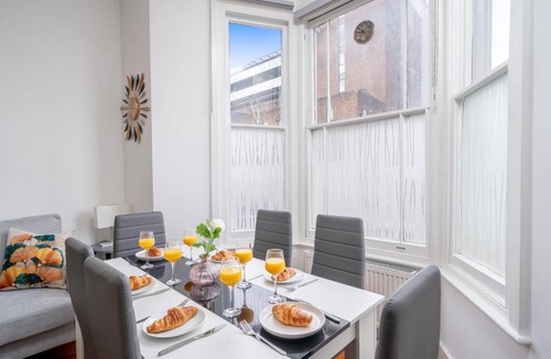 Northcote Apartment | Comfy 2-Bed Flat Next to Clapham Junction
