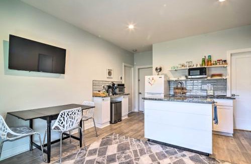 Skyland Apartment | Comfy Asheville Vacation Rental with Hot Tub!
