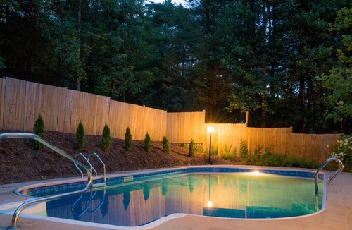 Fairview House | Comfy | Private | Hot Tub | Mountain Oasis | Ultimate TV package