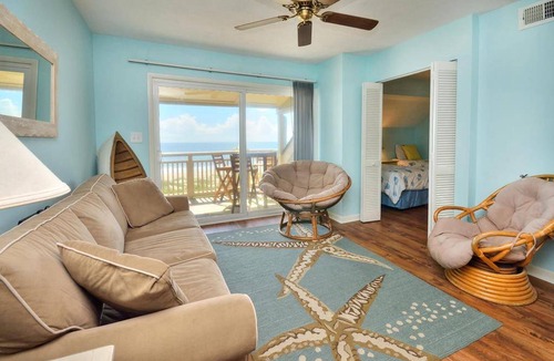 Caswell Beach Condo | Condo ∙ 2 bedrooms ∙ 6 guests