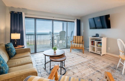 Wilmington Beach Condo | Condo ∙ 1 bedroom ∙ 4 guests