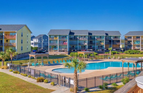 Surf City Condo | Condo ∙ 1 bedroom ∙ 6 guests