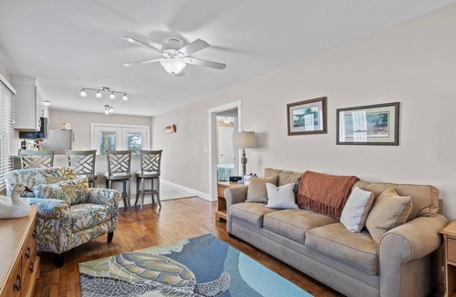 Harkers Island Condo | Condo ∙ 2 bedrooms ∙ 6 guests