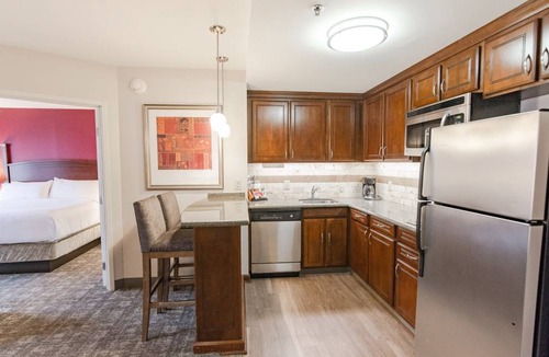 Wilmington Condo | Condo ∙ 2 bedrooms ∙ 6 guests