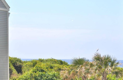 Caswell Beach Condo | Condo ∙ 3 bedrooms ∙ 7 guests