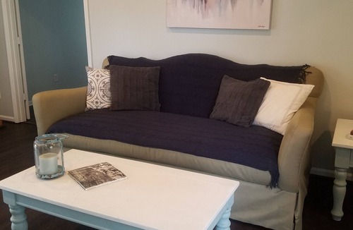 Sharonbrook Condo | Condo in walking distance to the Wells Fargo Golf Tournament!