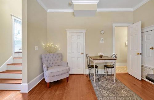 Wilmington Historic District Apartment | Condo Riviere Stay Downtown! Walk everywhere!