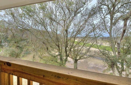 Caswell Beach Condo | Condo ∙ 3 bedrooms ∙ 8 guests