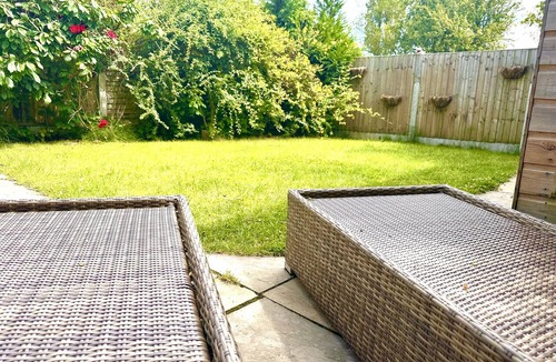 Wirral House | Contractor Accommodation Near Deeside - Sleeps 6