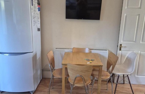 Kettering House | Contractor & professional short term room let Kettering