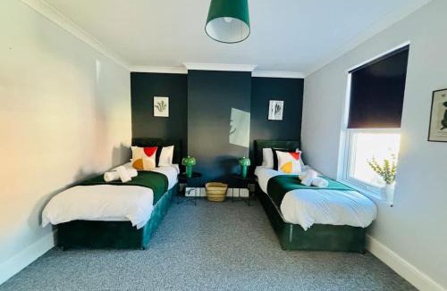 Gloucester House | Contractors - Modern Home Gloucester City Centre