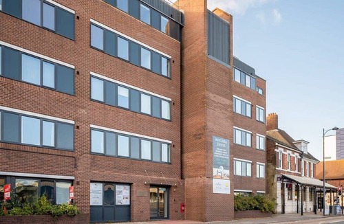 Eastleigh Apartment | Convenient 1 Bed Apartment in central Eastleigh